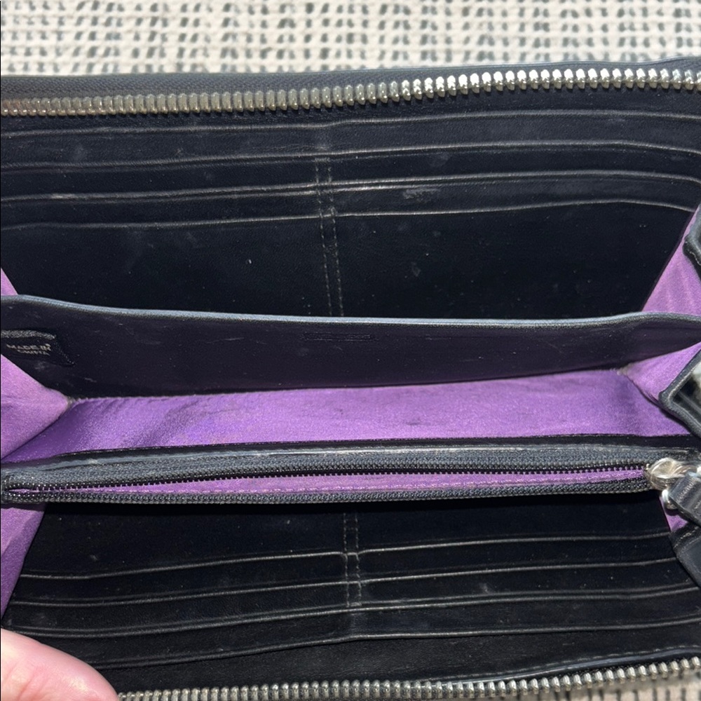 Coach Black Full Zip Leather Wallet - Picture 7 of 8